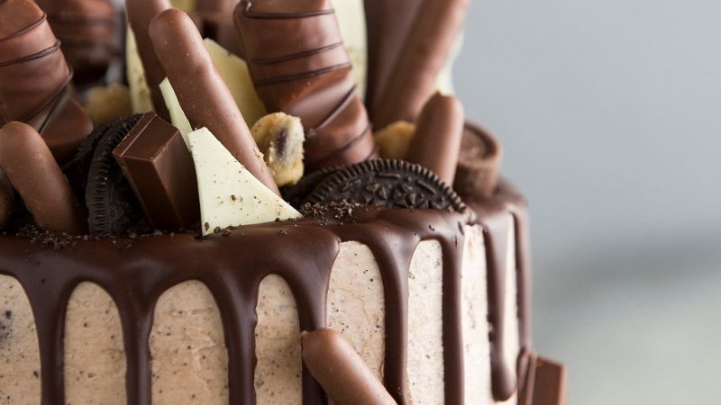 Famous Chocolate Cakes That You Can Send To Your Loved Ones