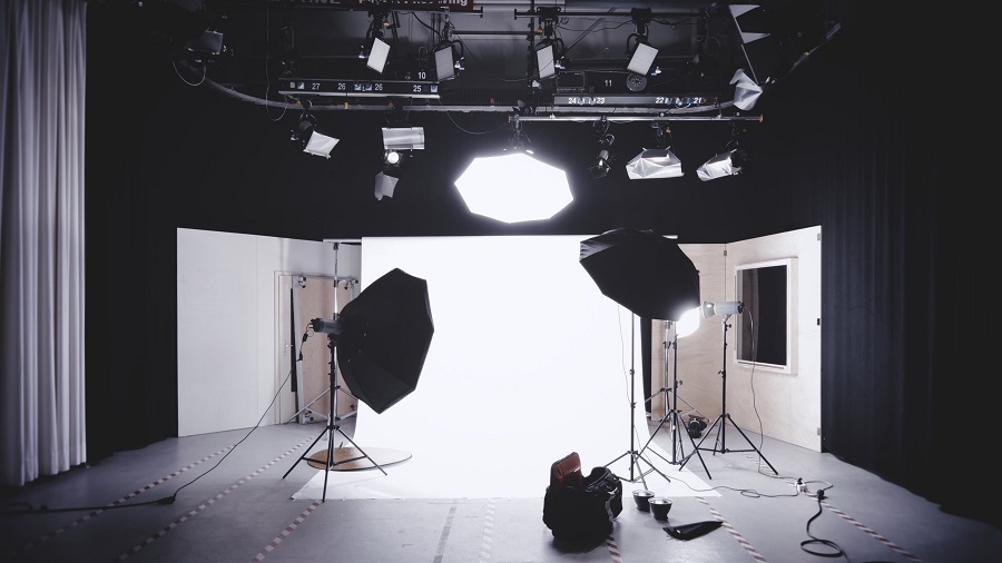 How To Select The Right Photography Studio?