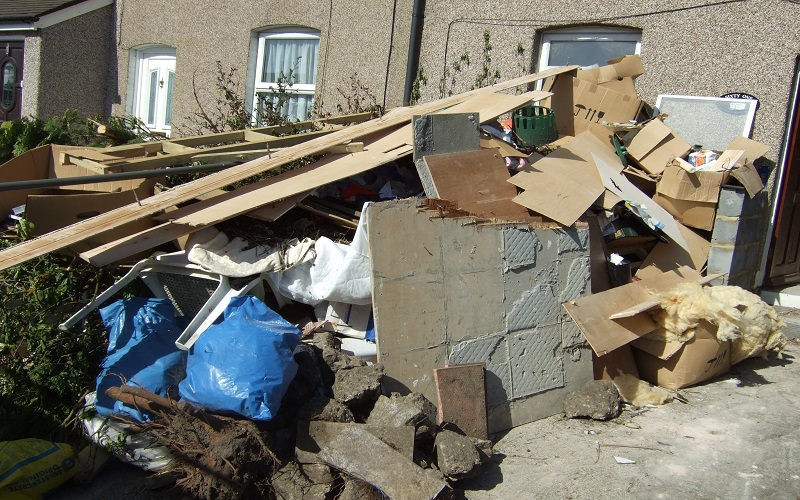Rubbish cleaning services for getting peace of mind