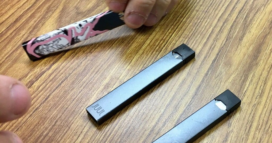 Top Celebrities Who Vape And How Juul Became Viral