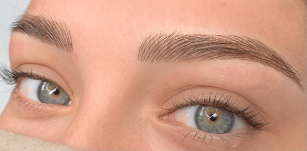 How Microblading Helps You Achieve Perfect Eyebrows Effortlessly